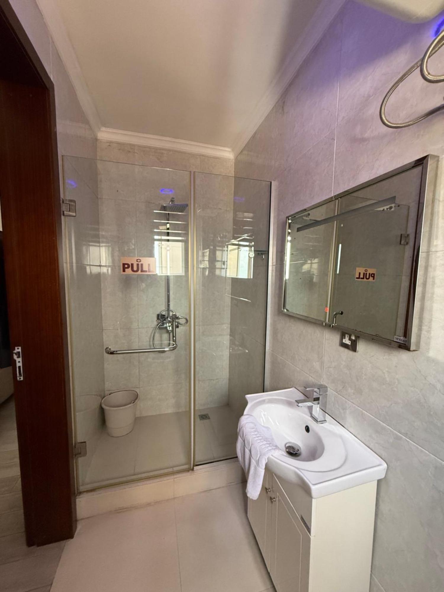 Presken Luxury Apartments Lagos Esterno foto